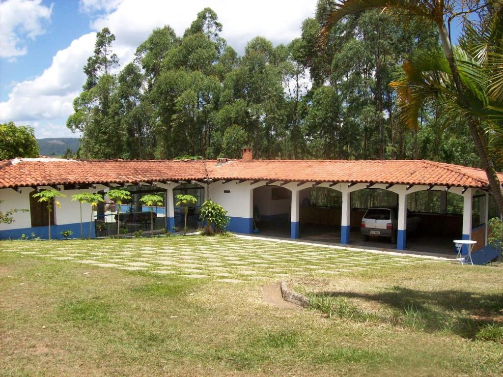  Sítio alto padrão com vista deslumbrante. Reserve!