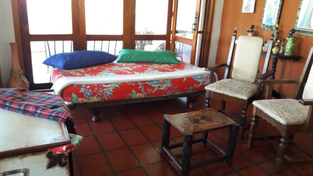  Sítio alto padrão com vista deslumbrante. Reserve!