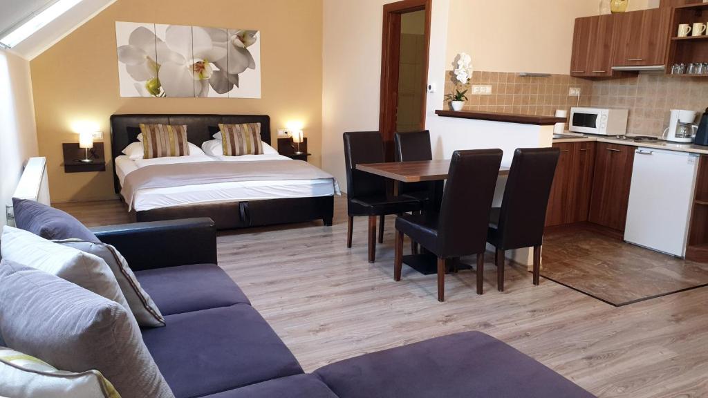 Gellény Lux Apartman - Deluxe Apartment