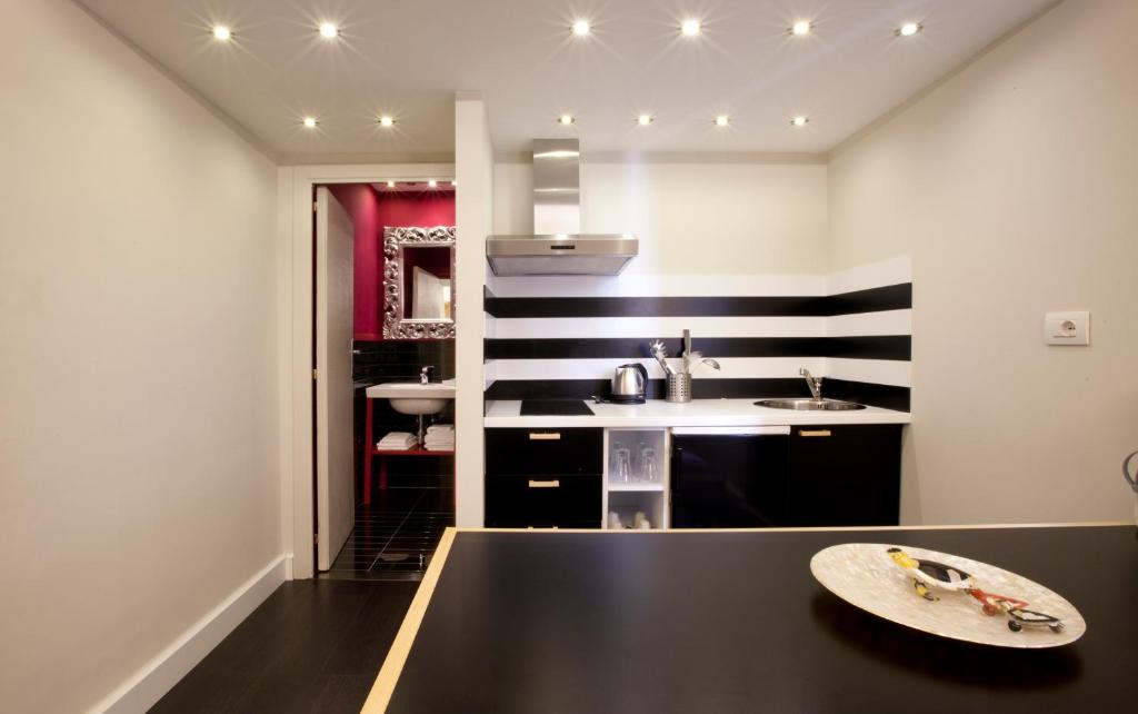 Sorrento Apartments - 3