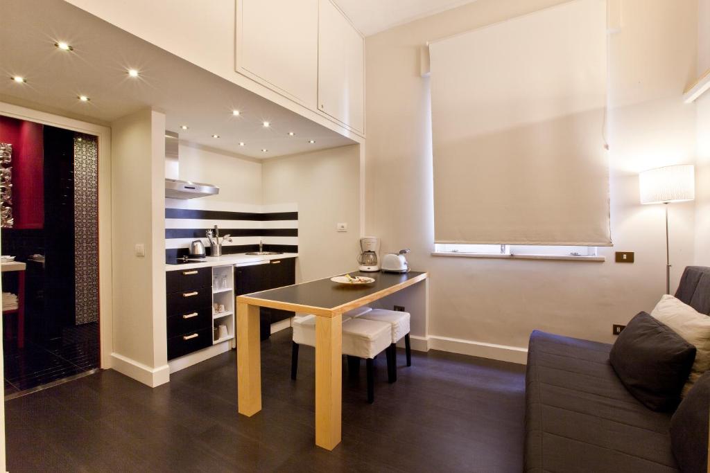 Sorrento Apartments - 4