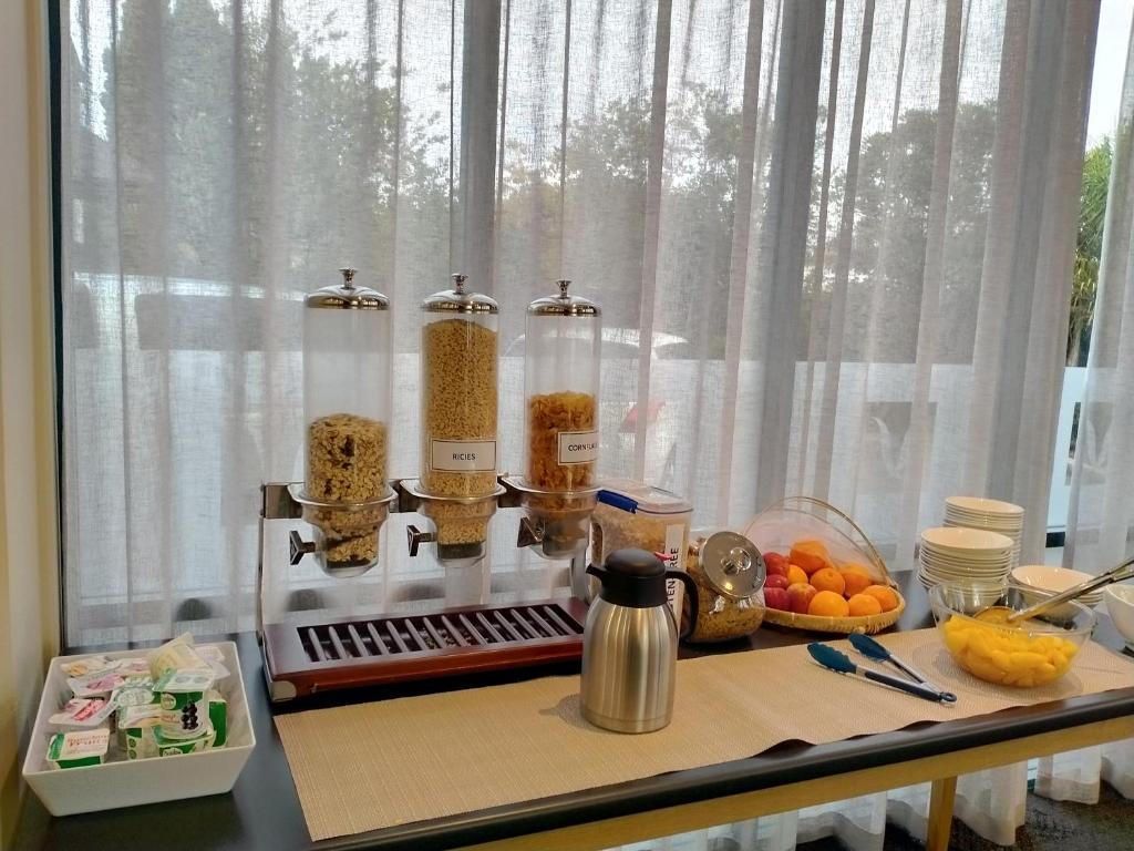 Ventura Inn & Suites Hamilton - Resim 32