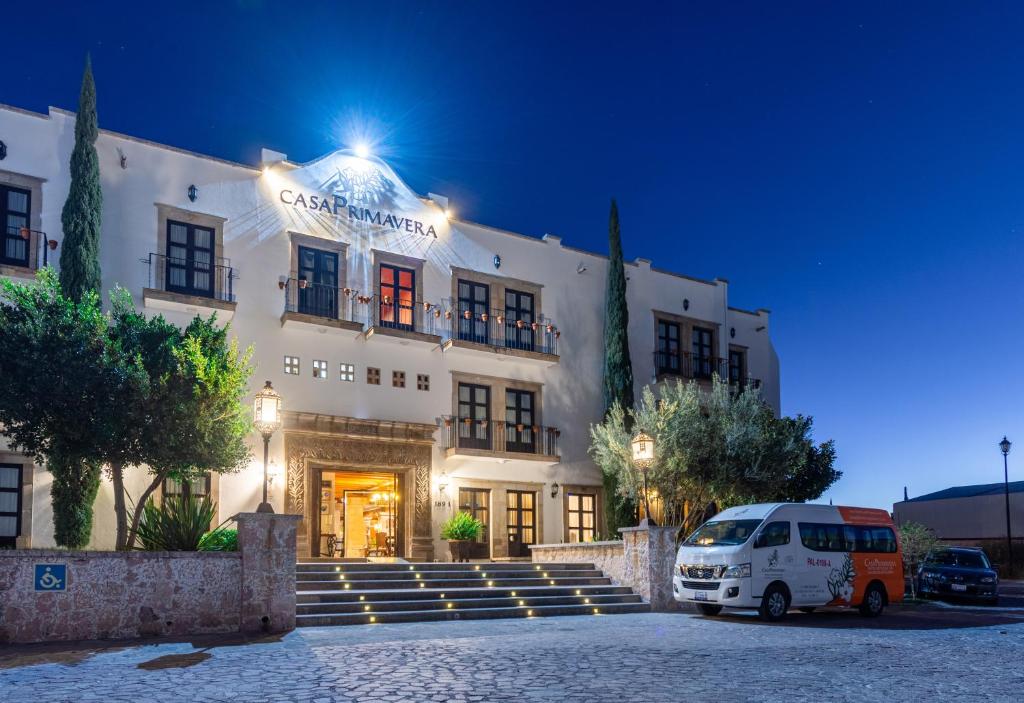 Budova, kde se hotel nachází