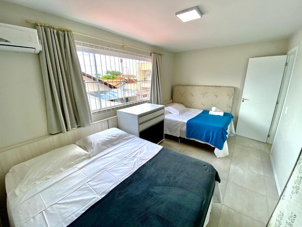 Linda Casa com Piscina em Meia Praia Navegantes