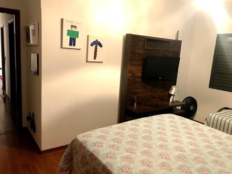  Casa 3 qtos com garagem bem localizada