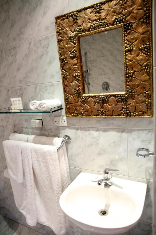 North Adelaide Heritage Cottages & Apartments - Resim 42