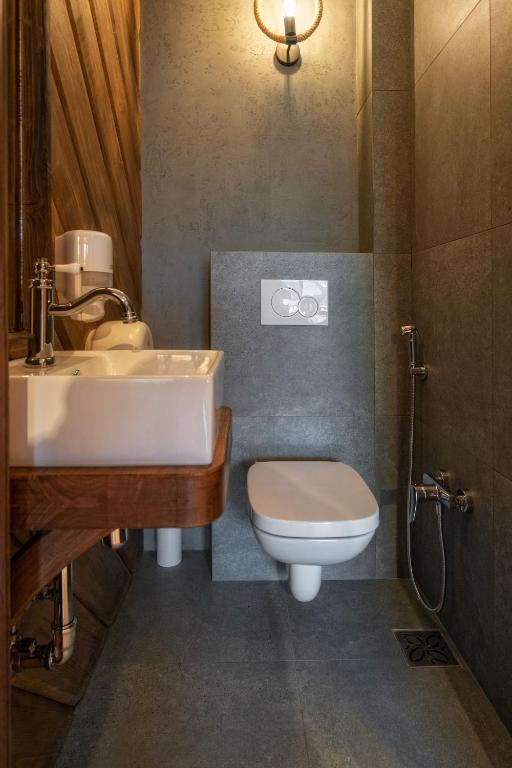 Mountain Shelter Apartments - 18