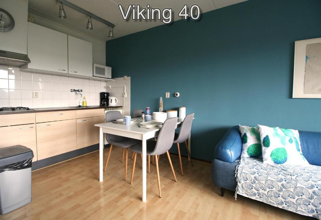 Appartementen Zuiderstrand - Apartment With Balcony