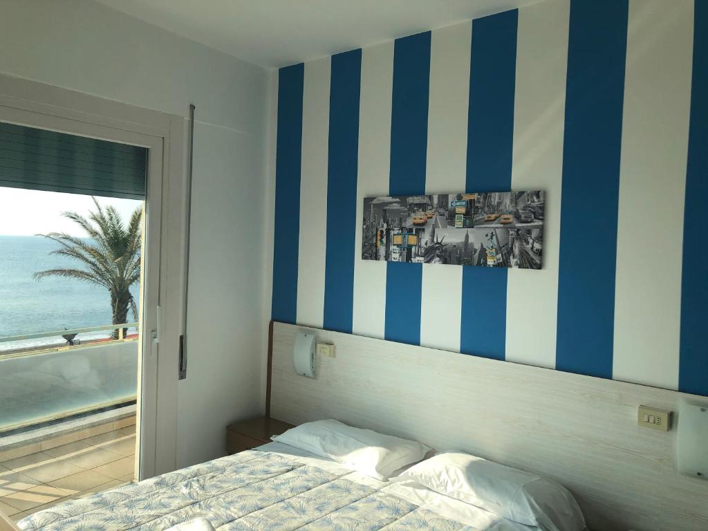 Hotel Miramare - Habitación Doble Deluxe Con Vistas Al Mar