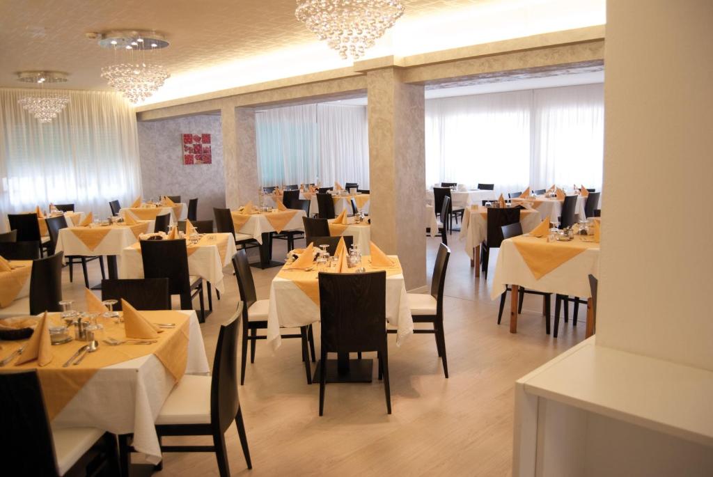 Restaurace v ubytování Hotel Old River