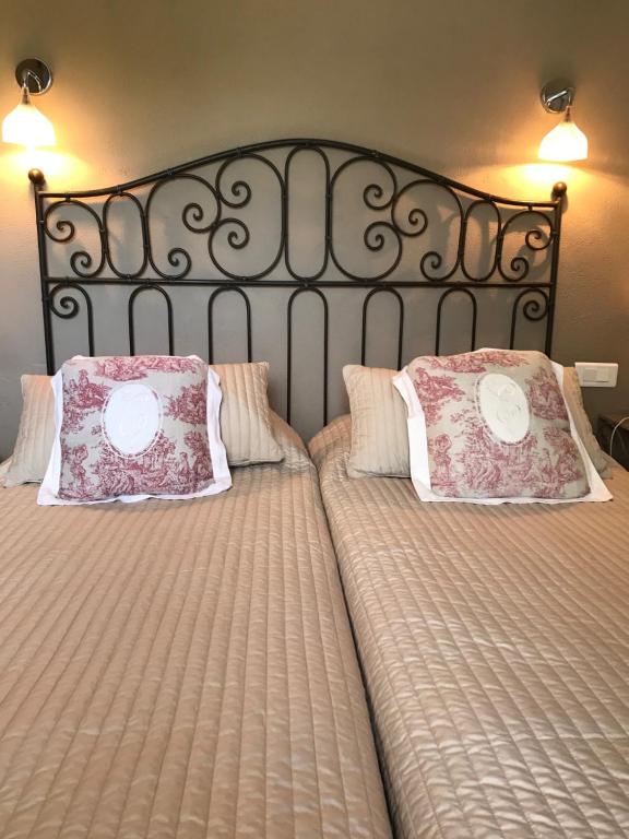 Logis Hôtel Le Manoir - Luberon - Habitación Doble Con Terraza