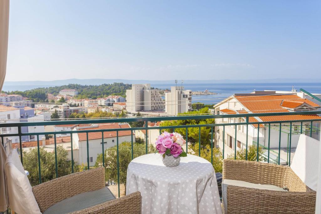 Gallery image of Apartments Maras in Makarska