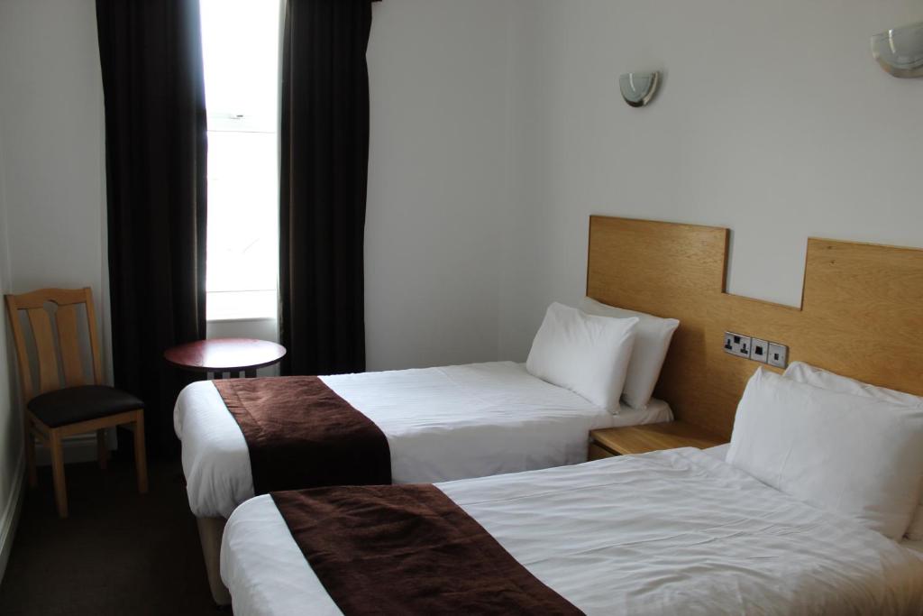 Four Saints Brig Y Don Hotel - Resim 20