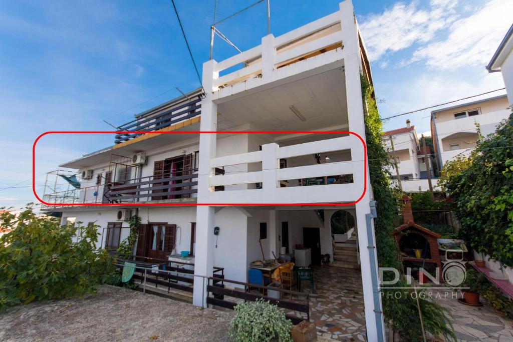 Fotografia z galérie ubytovania A1 - large apt with big terrace balcony & sea view v Trogiri