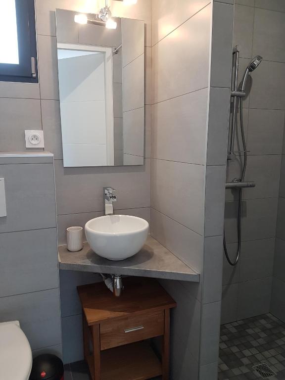 Koupelna v ubytování Studio Castel Binic