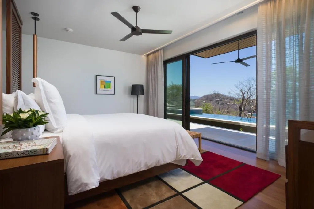 Four-Bedroom Estate At Prieta Bay
