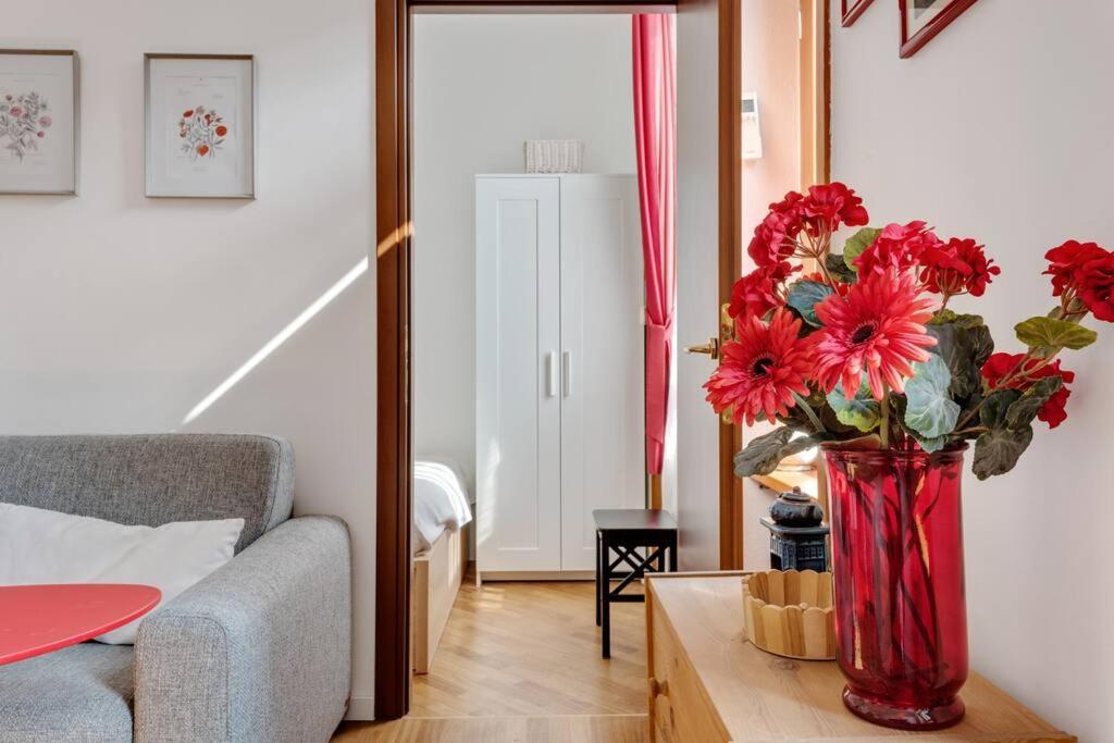 A seating area at Easylife - Bello e Luminoso Flat in zona Centrale