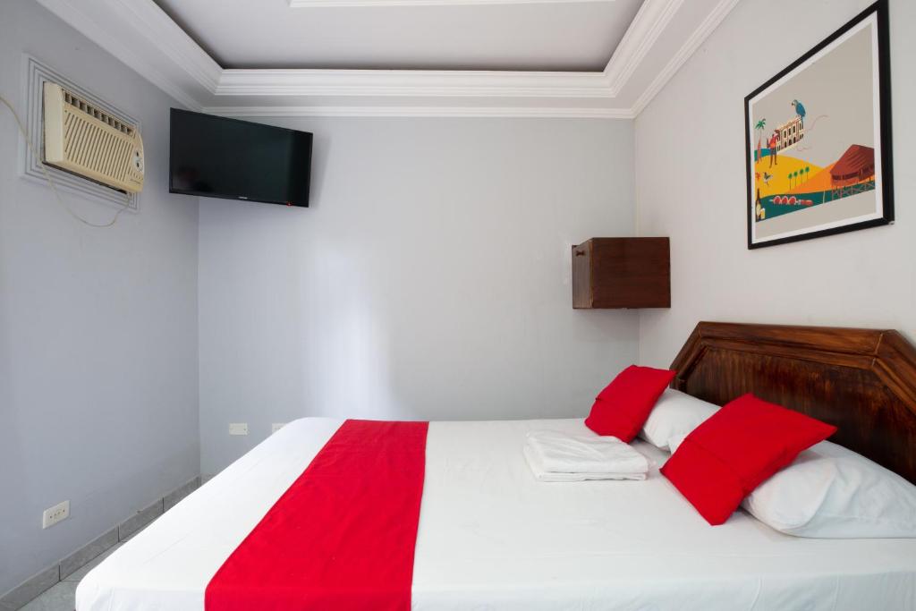  Hotel Anália Franco