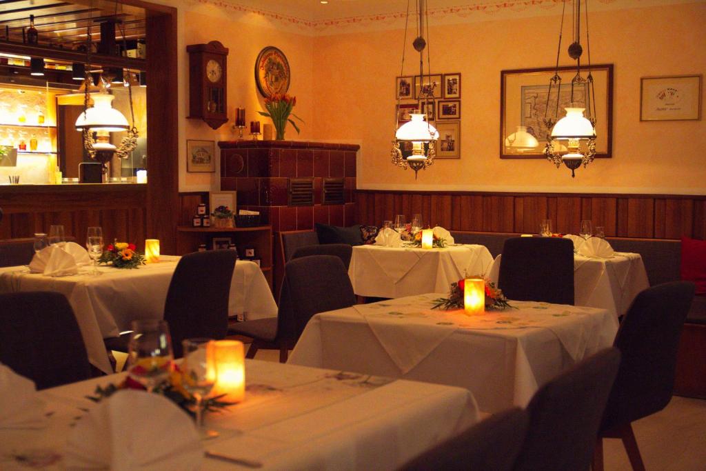 Restaurace v ubytování Hotel Landgasthof Gemmer