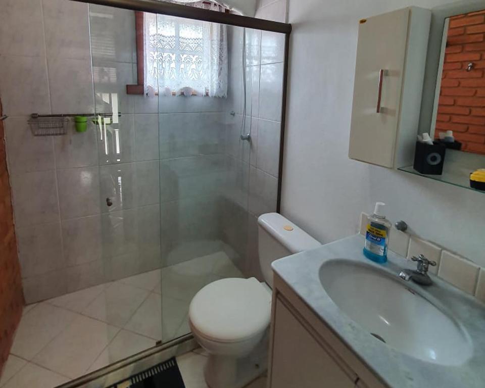  Casa Duplex com 3 Quartos há 700m da praia