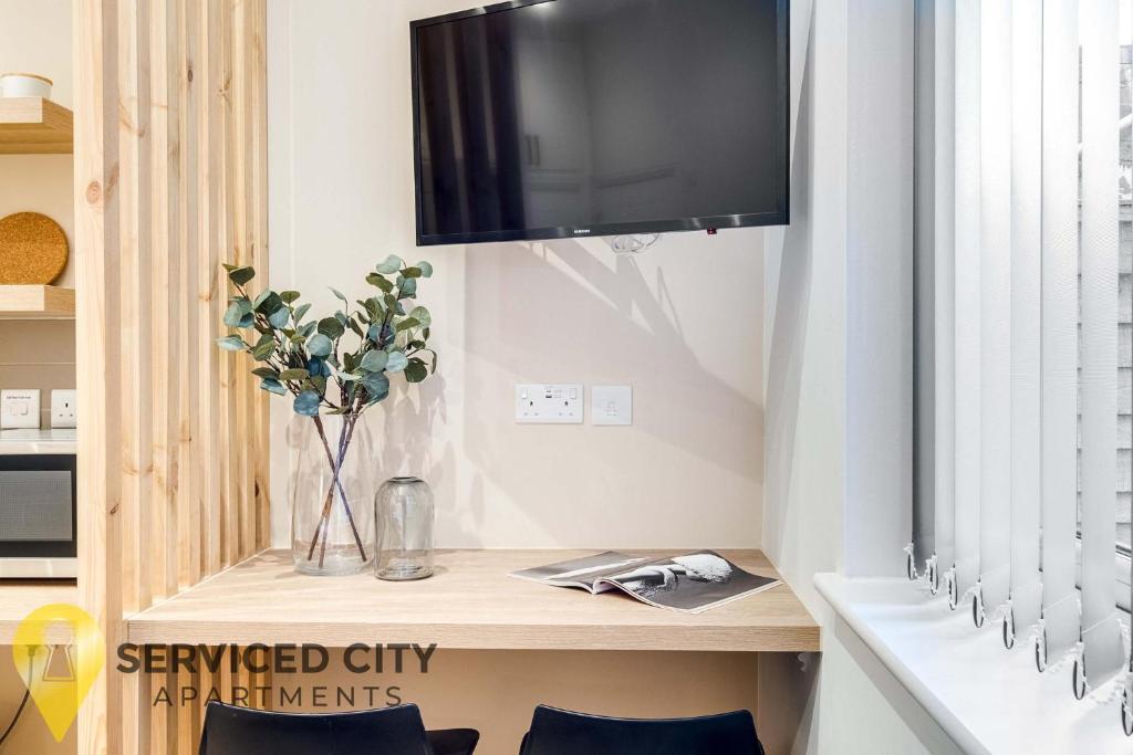 SCA-Stunning Edgbaston Studio 12