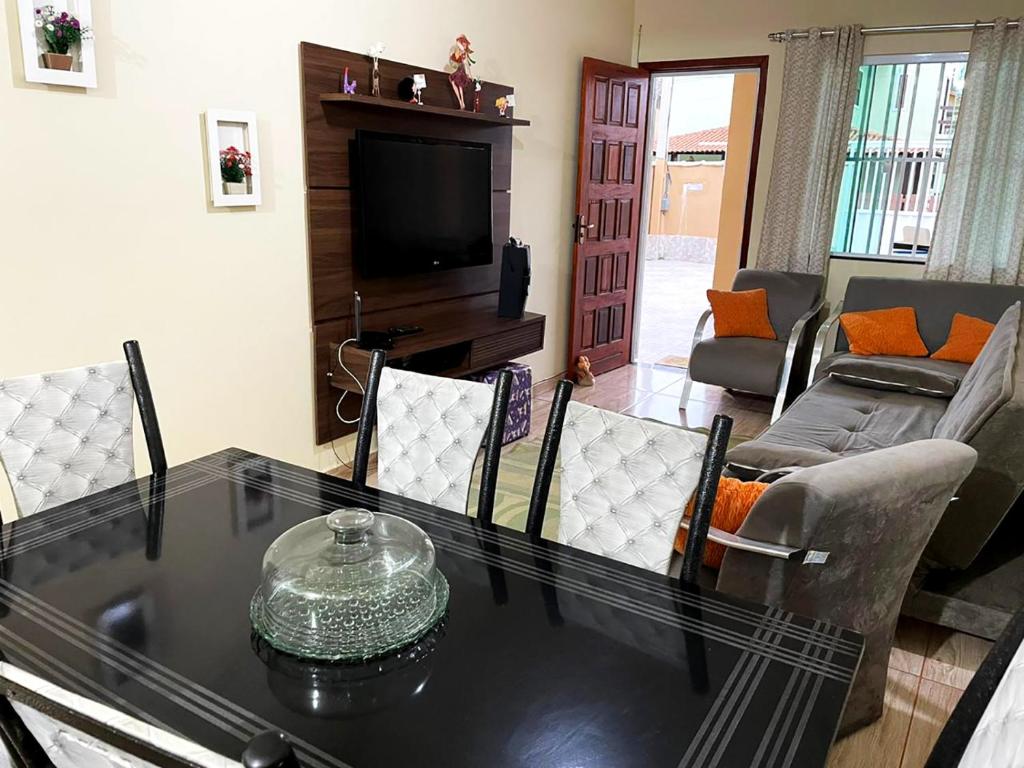  Casa com churrasqueira e WiFi em Cabo Frio