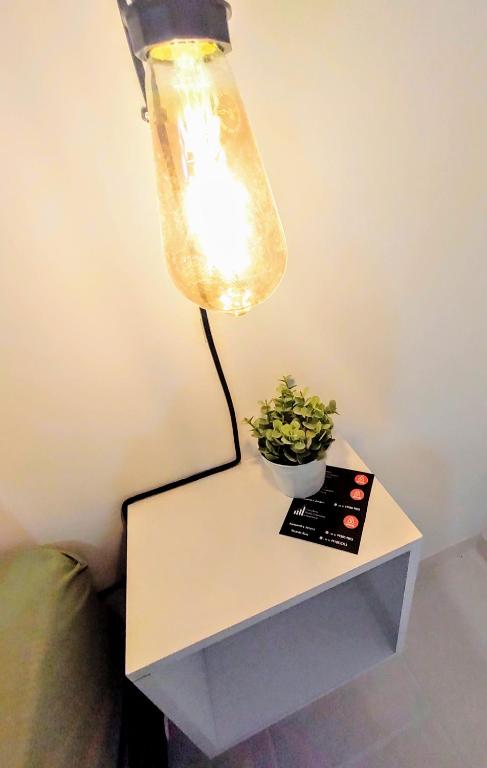  Loft Mid Century Moderno Centro São Leopoldo Com Net Wi-Fi Netflix!