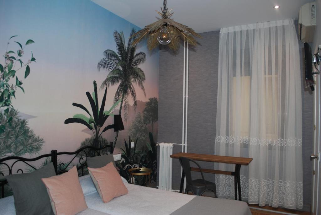 Hostal Avenida - Twin Room With Private Bathroom