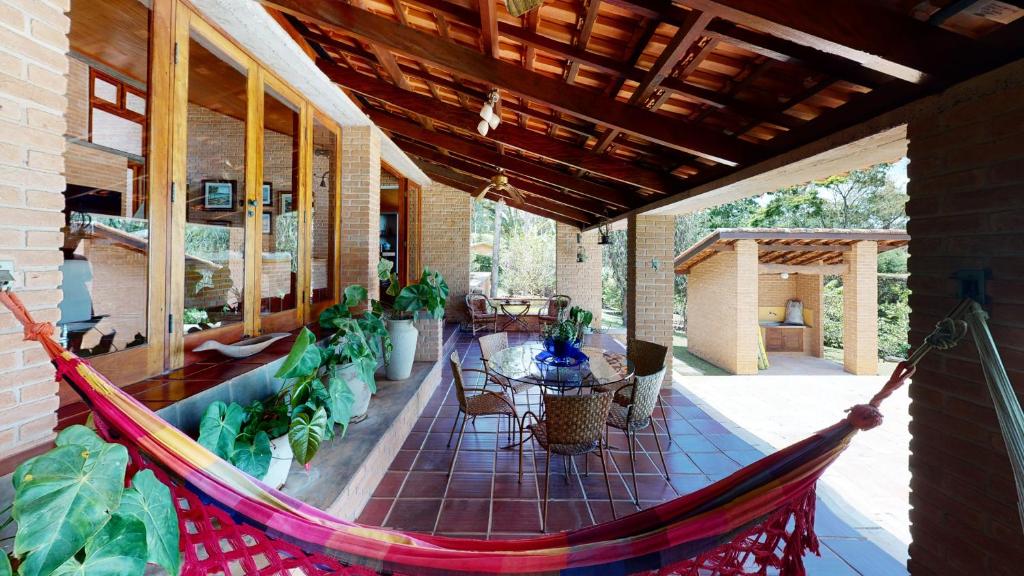  Casa Ibiúna