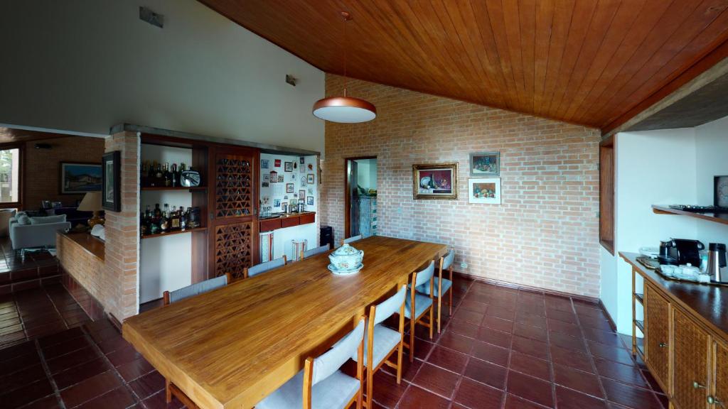 Casa Ibiúna
