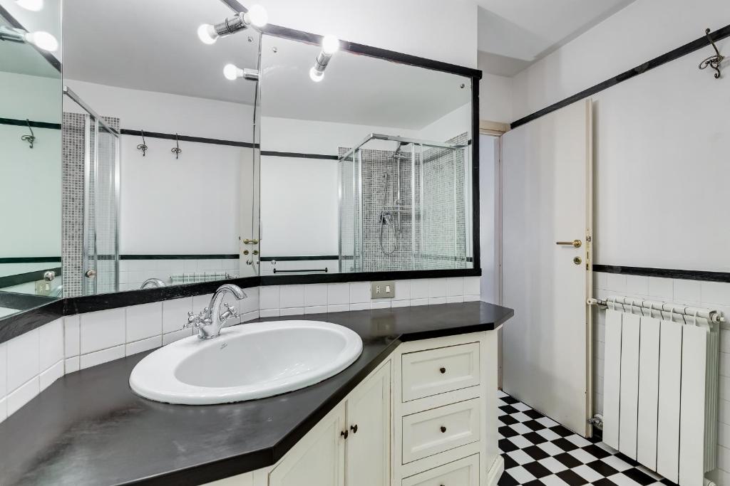 Kúpeľňa v ubytovaní NAVONA SQUARE - RomeDreamHome