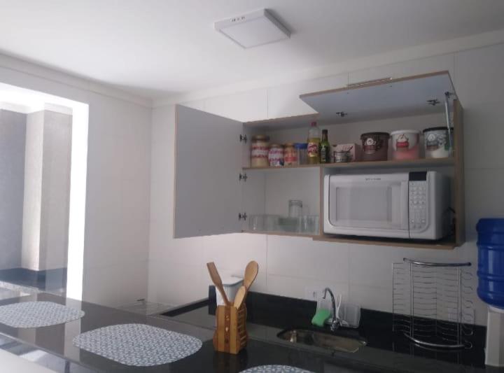  Ubatuba - Apartamento com Churrasqueira e Piscina