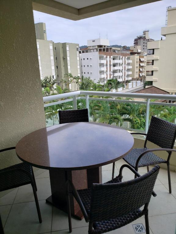  Guaruja Praia da Enseada Luxo 4 dorm 2 gar