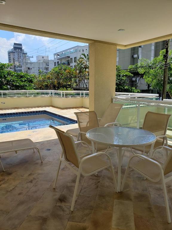  Guaruja Praia da Enseada Luxo 4 dorm 2 gar