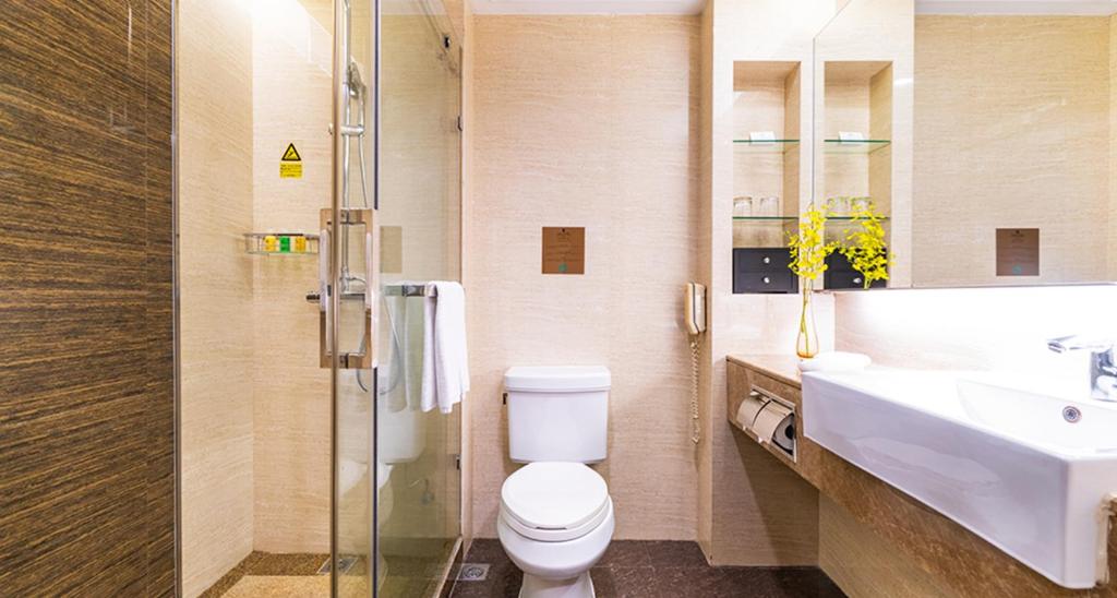 Koupelna v ubytování Millennium Harbourview Hotel Xiamen-Near Metro Station & Zhongshan Road