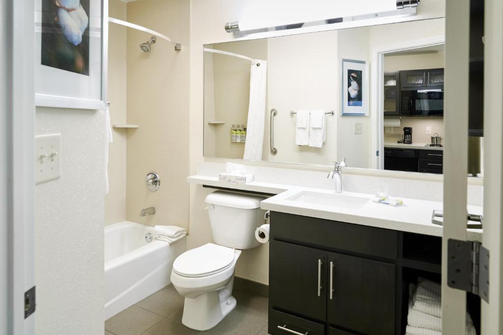Candlewood Suites Lafayette by IHG photo