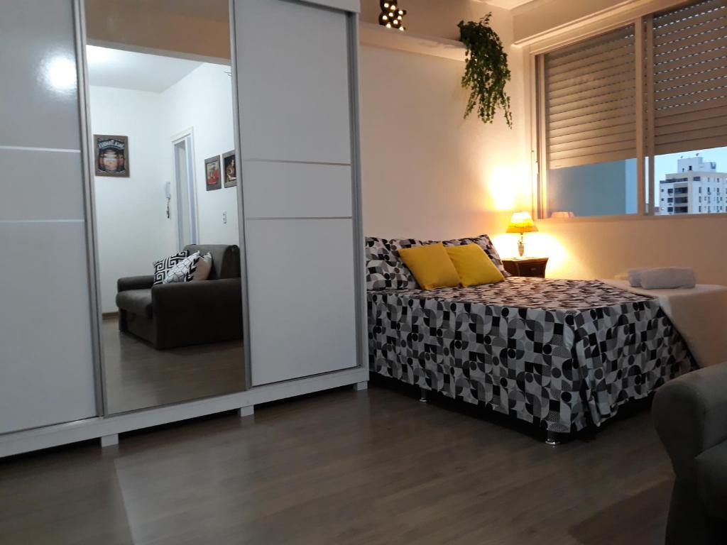  Loft Conceitual com Net/Wi-Fi no Centro de São Léo