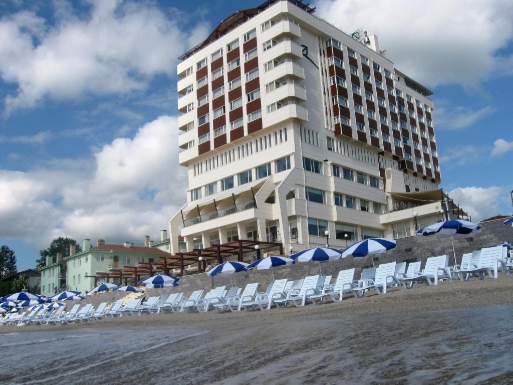 Pláž u hotelu
