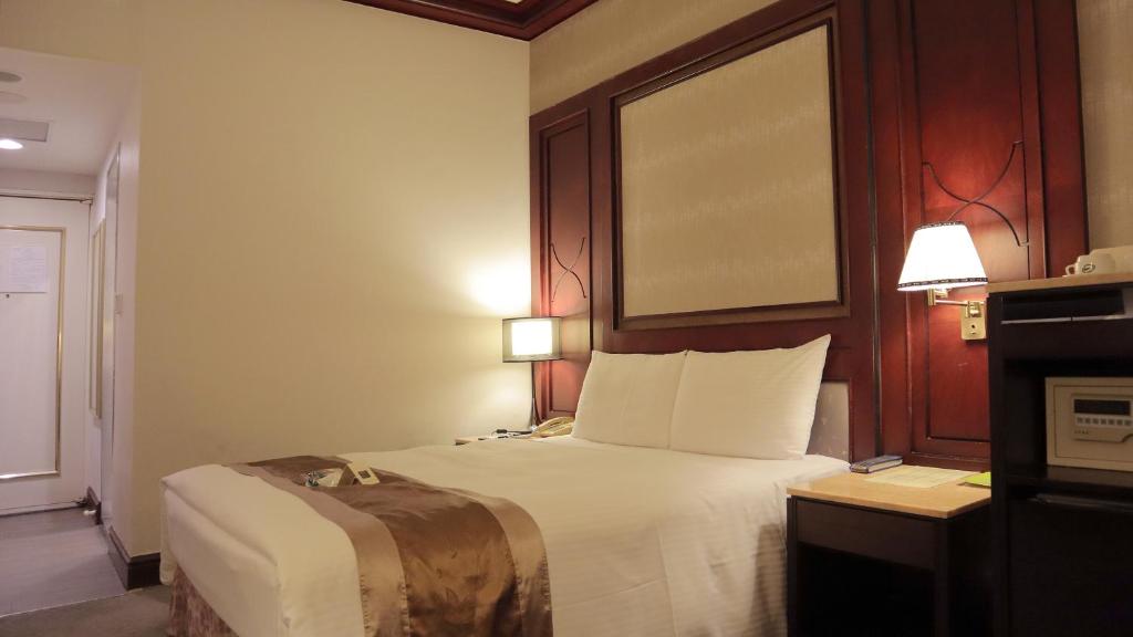 Ho Fong Business Stay - Économie Double Room - Pas De Fenêtre