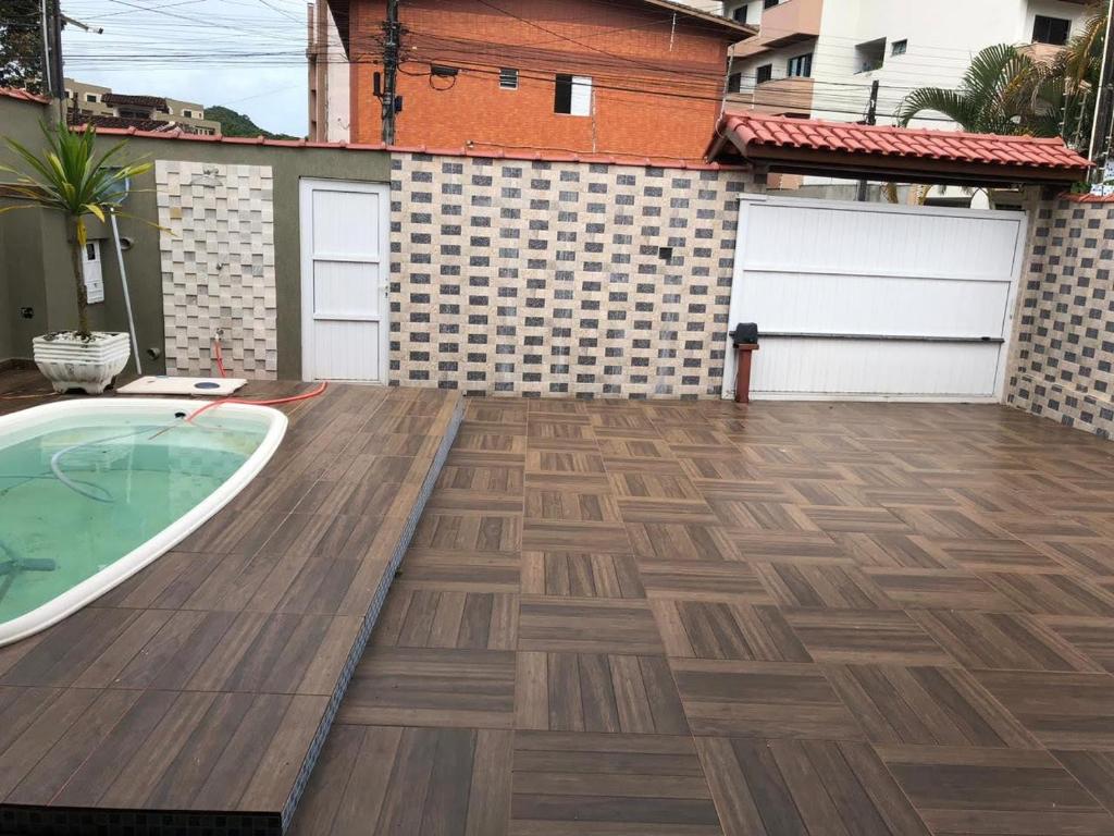  Casa no centro de Ubatuba