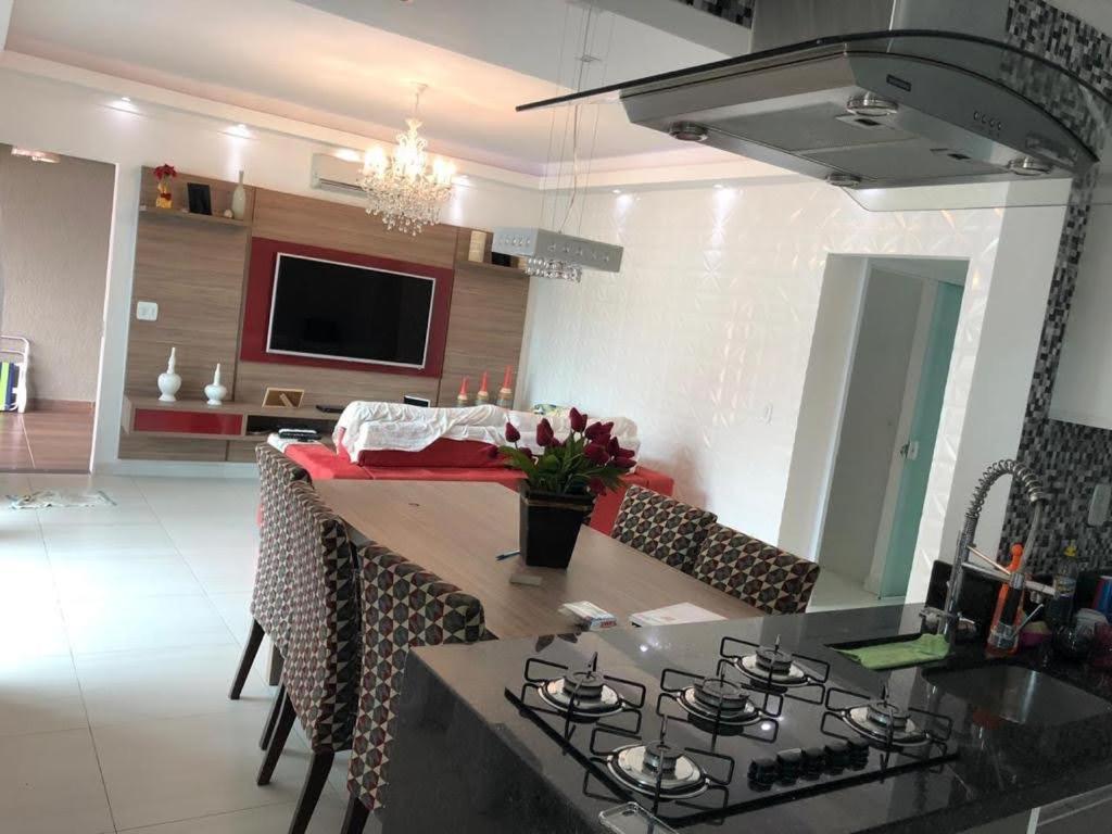  Casa no centro de Ubatuba