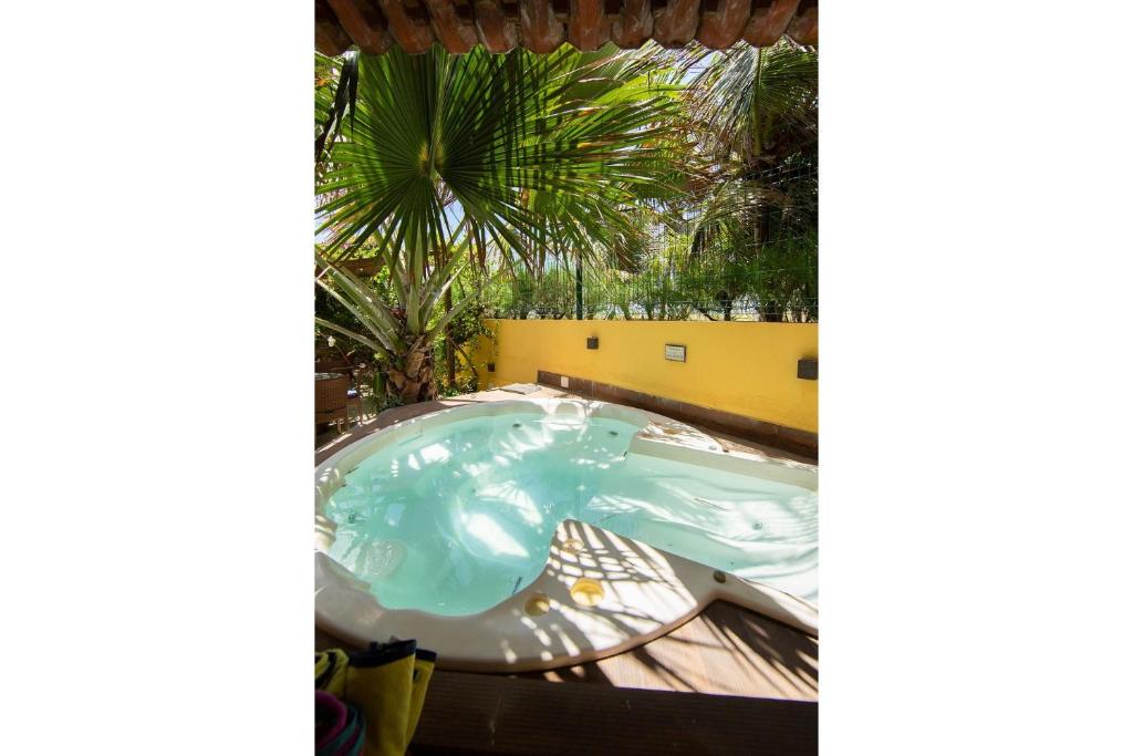  Casa tropical breeze beira mar de Graçandu por Carpediem