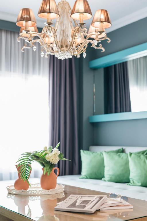 Ladadika Design, Philian Hotels and Resorts - Salle De Reine