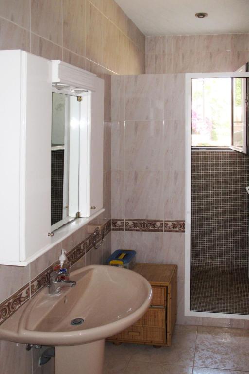 Kép Holiday Home Del Sol by Interhome szállásáról Jáveában a galériában