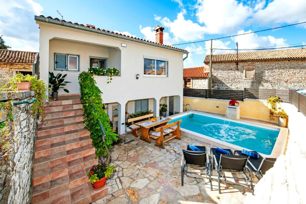 Πισίνα στο ή κοντά στο Holiday Home - Casa di Antonio