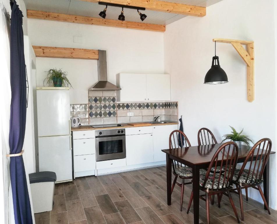 Casa de la Vida Málaga, Pizarra – Updated 2022 Prices