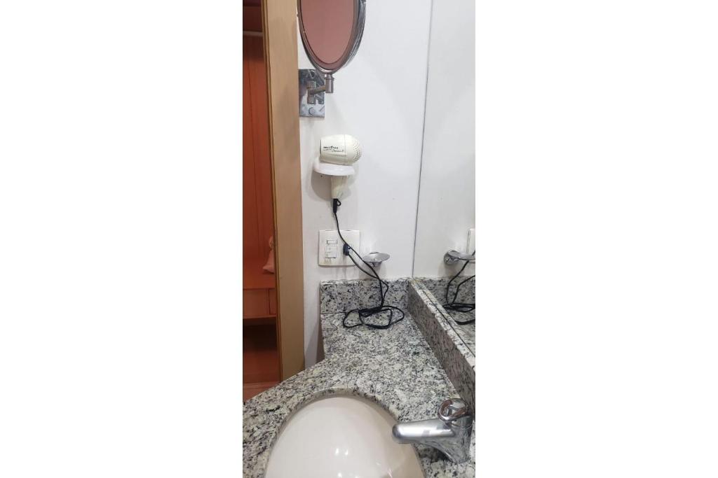  Flat próx metro Paulista e Consolação