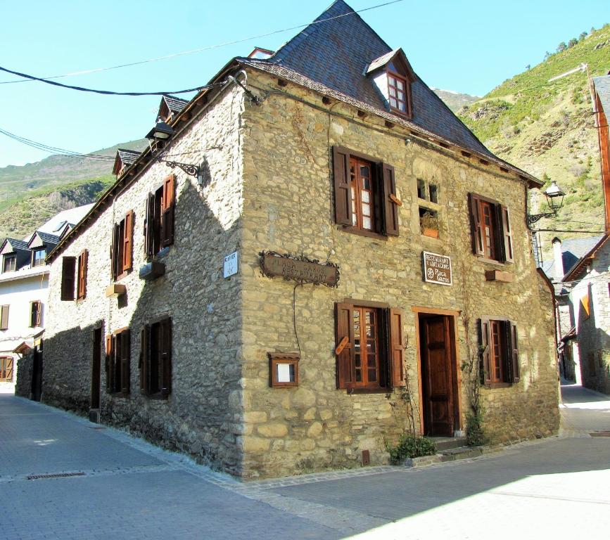 Hostal Plaça Garós