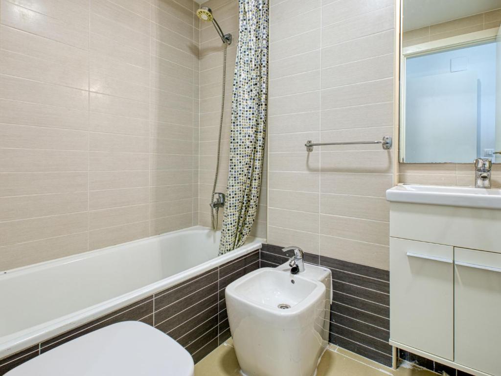 Koupelna v ubytování Apartment Marina Park-3 by Interhome