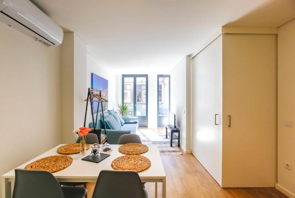 Oliveira Apartment`s - 3